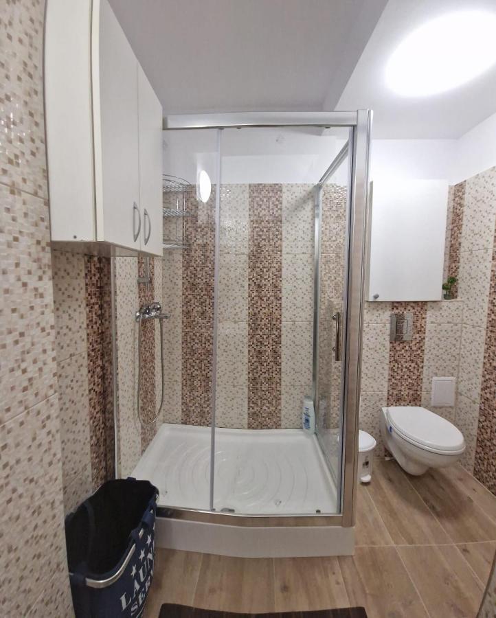 Laroka House Beautiful Apartment Universitate Center Bukarest Kültér fotó
